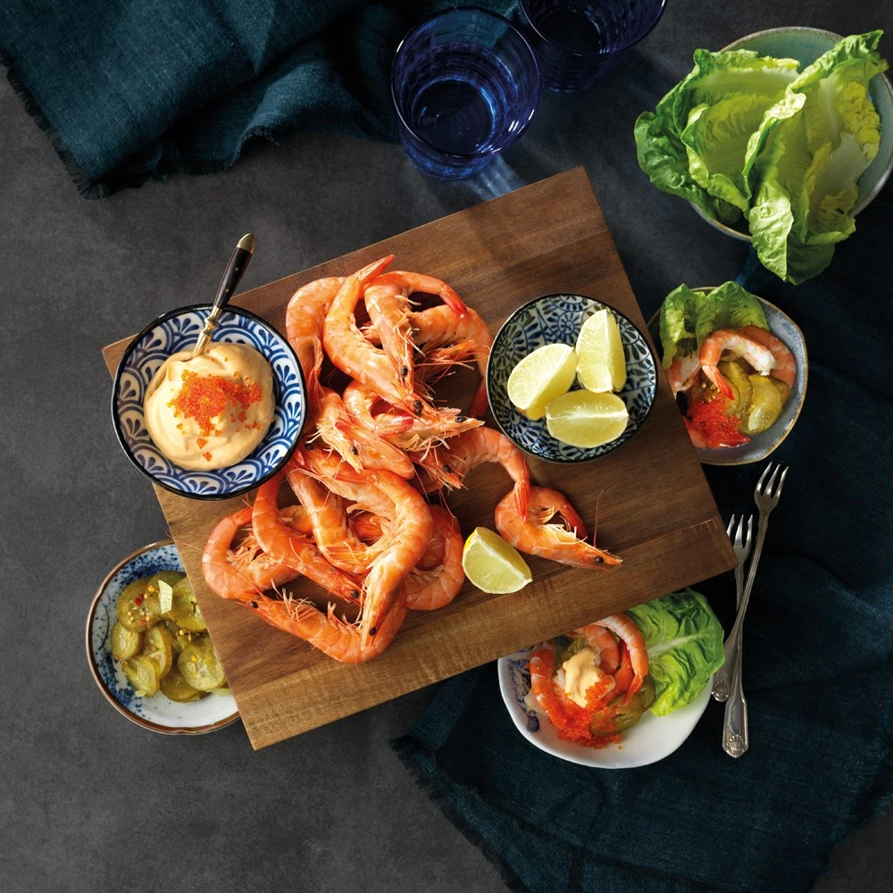 Alex Liddy Acacia Square Serving Board With Stand 30 X 25cm - Image 3